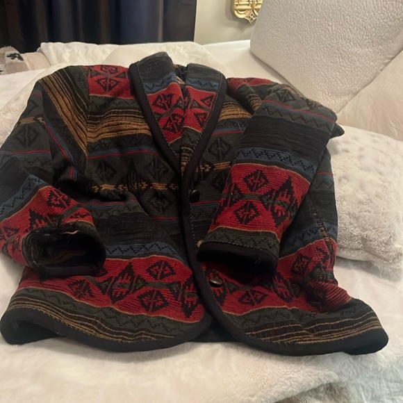 Wool rich women’s Aztec coat made in USA size M. - Picture 1 of 4
